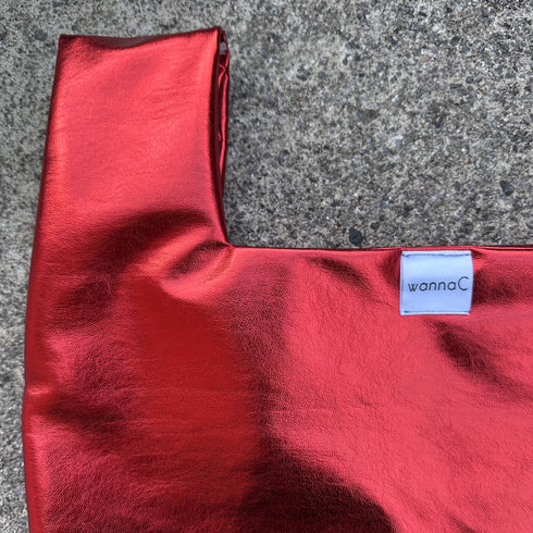 Metallic hand bag -red-